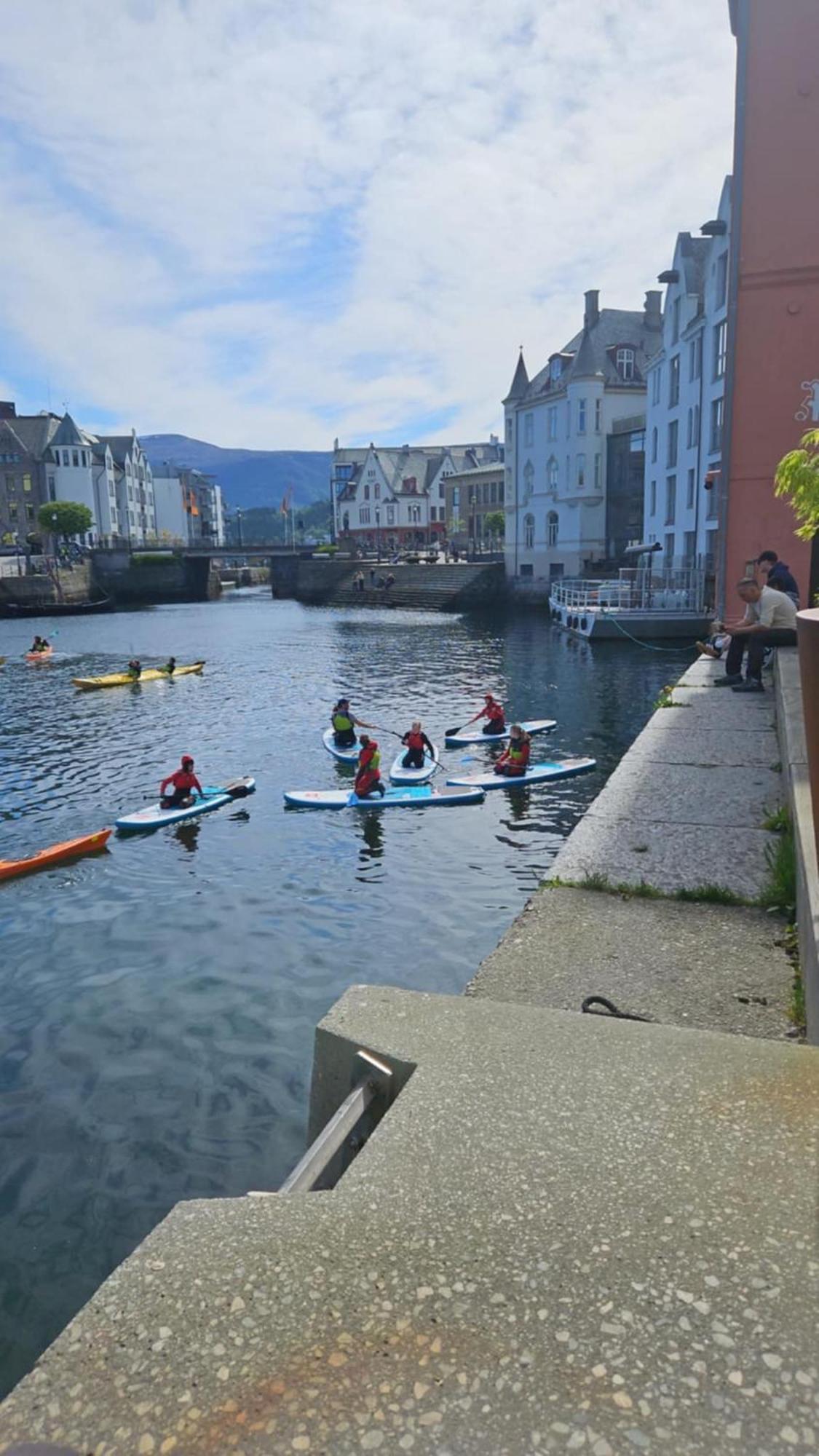 Free Parking Space, 2 Bed Room, Short Walk To Brosundet Ålesund Exterior foto